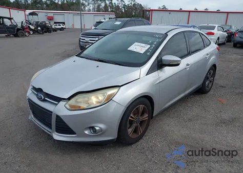2014 Ford Focus Se from USA, damaged, VIN 1FADP3F2XEL388048